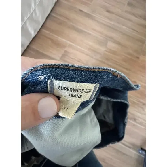 Madewell super wide leg jeans size 31